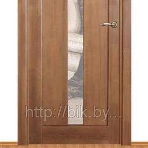 Межкомнатная дверь из массива Вудрев №1 частично остекленная