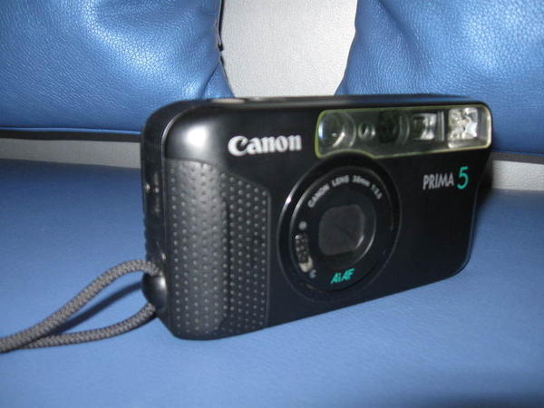 Фотоаппарат плёночный CANON 3