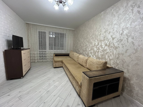 Сдам уютную квартиру на сутки в Речице 4